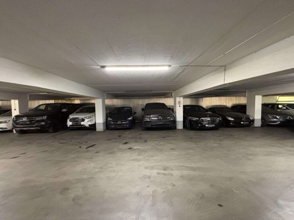 Garagenstellplatz in Parkhaus in der Leonrodstraße – Nähe neuem Justizzentrum München