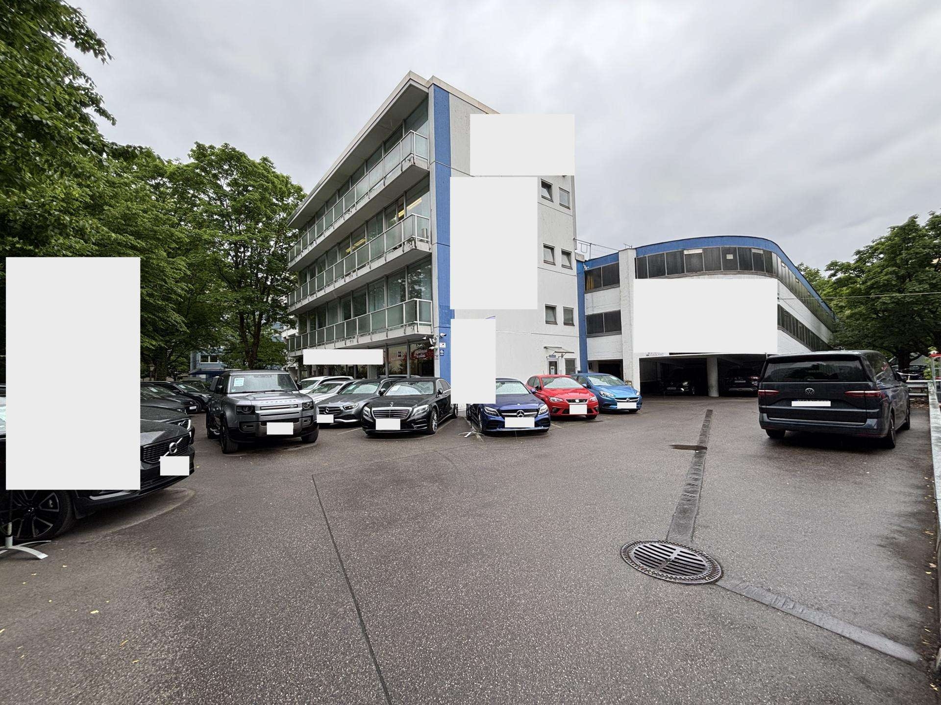 Attraktive Verkaufsfläche mit 23 SP für Autohandel in zentraler Lage von München – Leonrodstraße